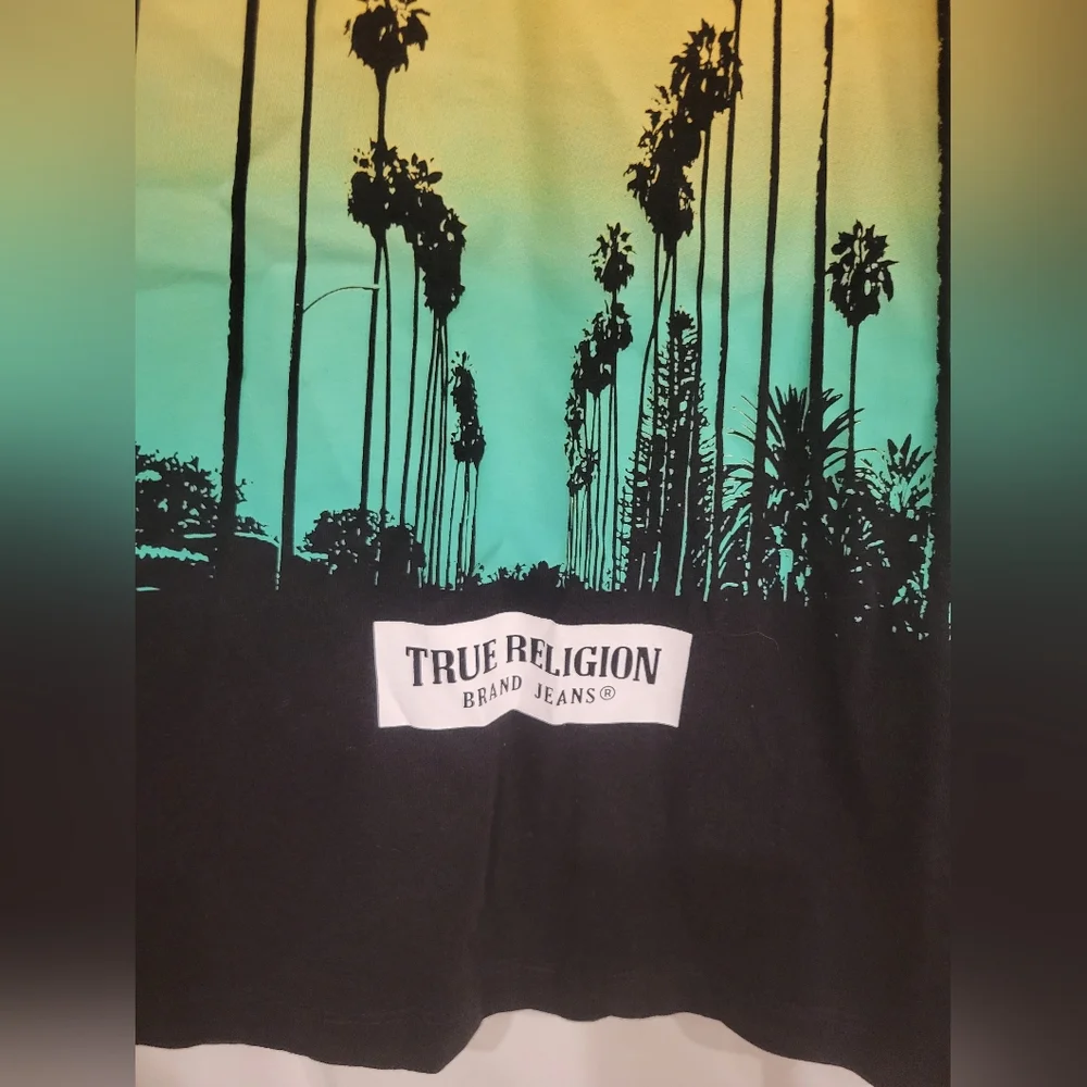 TRUE RELIGION OMBRE PALM T SHIRT SIZE SMALL NWT